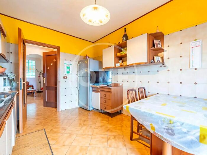 Appartamento con 6 locali in vendita in Via Aldo Salvatori, Montecompatri