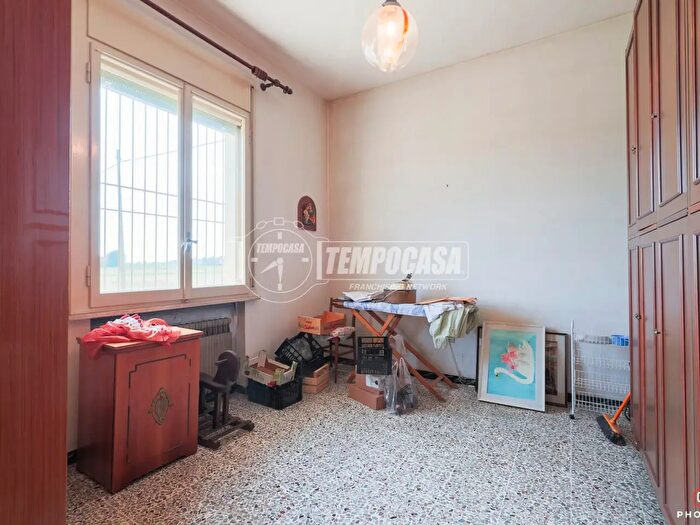 Casa con 5 locali in vendita in Via F Donati, Ravenna