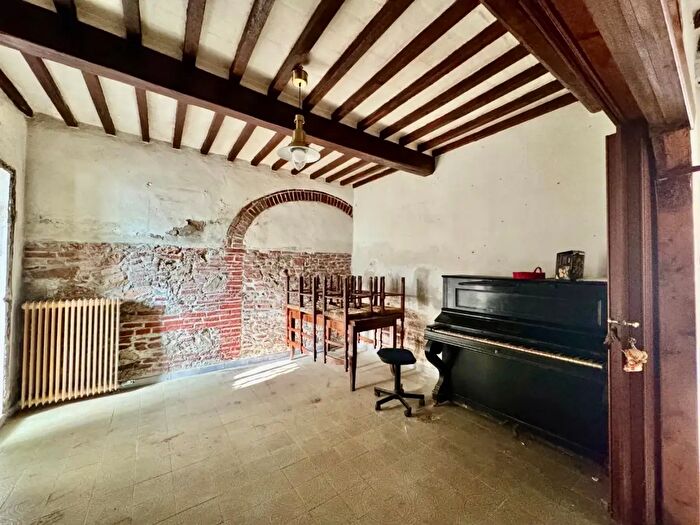 Casa con 6 locali in vendita in Pisa