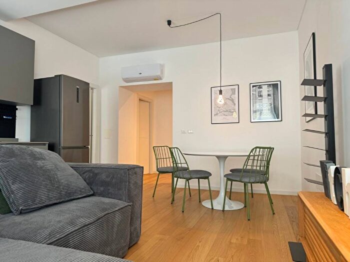Appartamento trilocale in affitto in Via di Cologna, Giardino Pubblico, Trieste