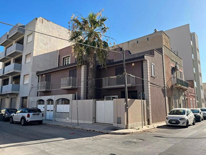 Casa in vendita in Via Tripoli, Trapani