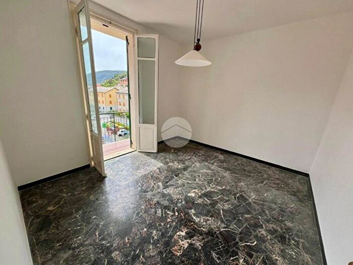 Appartamento quadrilocale in affitto in Via per Lemeglio, Centro, Moneglia
