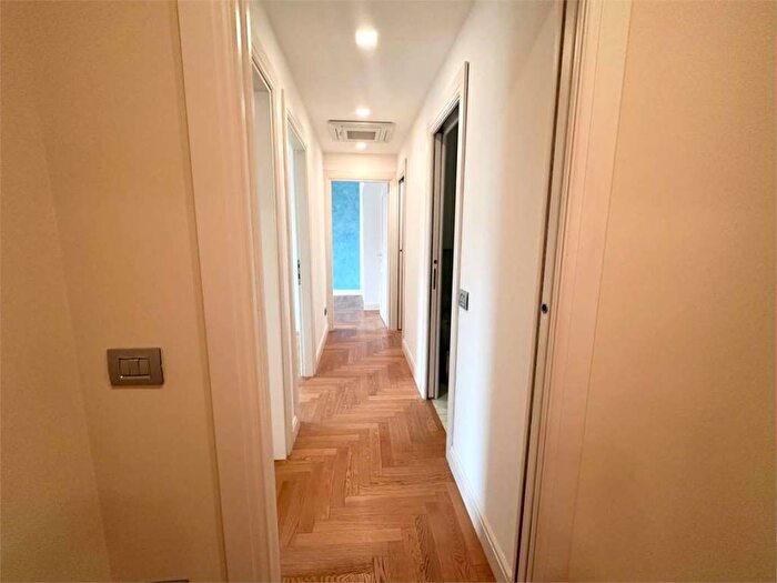 Appartamento con 5 locali in affitto in via della Valverde, Valverde, Verona