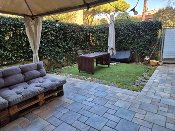 Appartamento quadrilocale in vendita in Via degli Agrifogli, Firenze