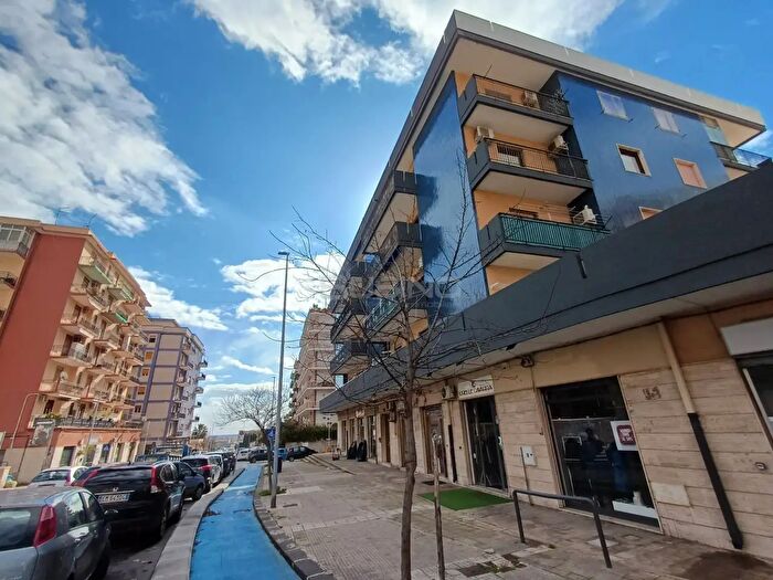 Appartamento con 6 locali in vendita in Viale Tica, Siracusa