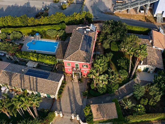 Casa con 6 locali in vendita in VIA MODICA ISPICA, Modica Sorda, Modica