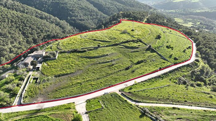 Casa quadrilocale in vendita in Contrada Salinella, Ragusa