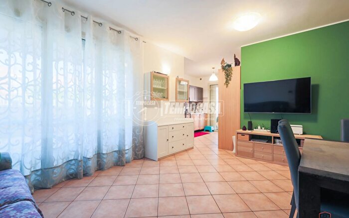 Appartamento con 5 locali in vendita in Via Bidente, Rimini