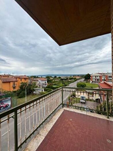 Appartamento quadrilocale in vendita in Via San Giovanni, Bolsena