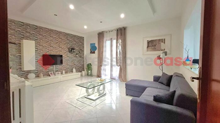 Appartamento quadrilocale in vendita in Via Roma, Siano