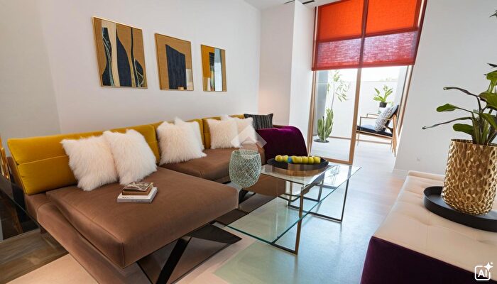 Appartamento quadrilocale in vendita in Via Diocleziano, Gricignano Di Aversa