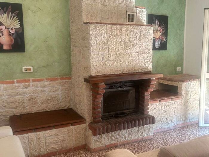 Appartamento quadrilocale in affitto in Via Bruno Buozzi, Centro, Acquasparta