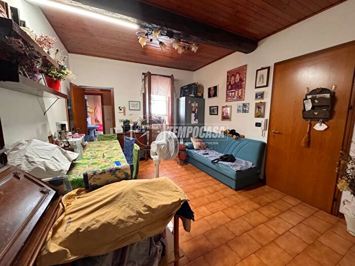 Appartamento bilocale in vendita in Via San Savino, Bologna