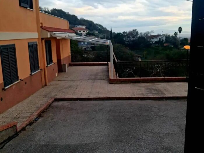 Appartamento con 5 locali in affitto in Via Ciotoli, Salerno