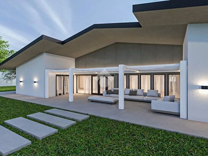 Casa quadrilocale in vendita in Via del Praticello Alto, Formello