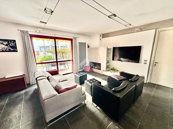 Casa quadrilocale in vendita in Via J Palach, Costa Volpino