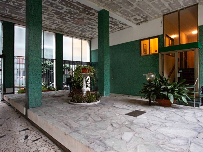 Appartamento bilocale in affitto in Via San Vincenzo, Corso Genova, Milano