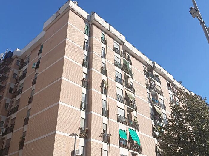 Casa bilocale in vendita in Viale Vicopisano, Roma