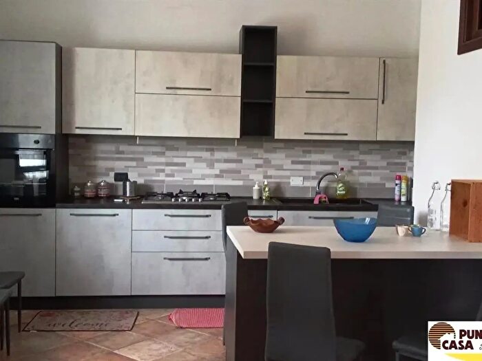 Appartamento trilocale in affitto in Terrasini