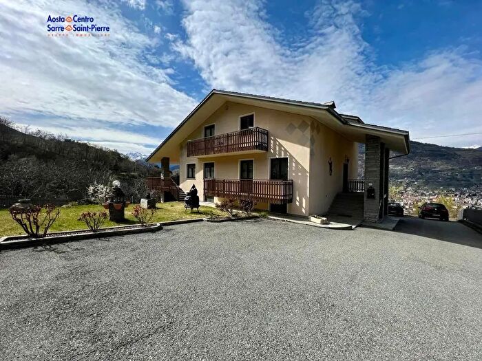 Appartamento bilocale in affitto in Capoluogo, Charvensod