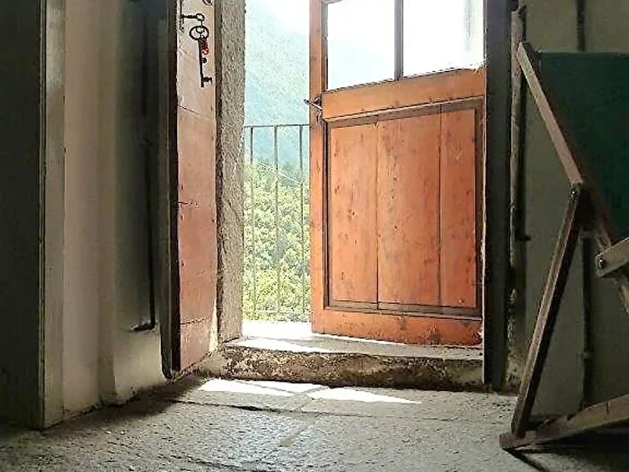 Casa quadrilocale in vendita in Strada San Domenico, Varzo