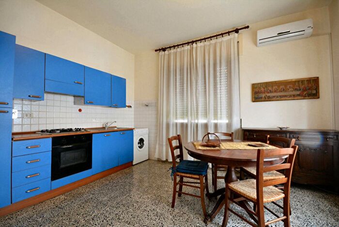 Casa con 5 locali in vendita in di Vicopelago E di Pozzuolo, Lucca