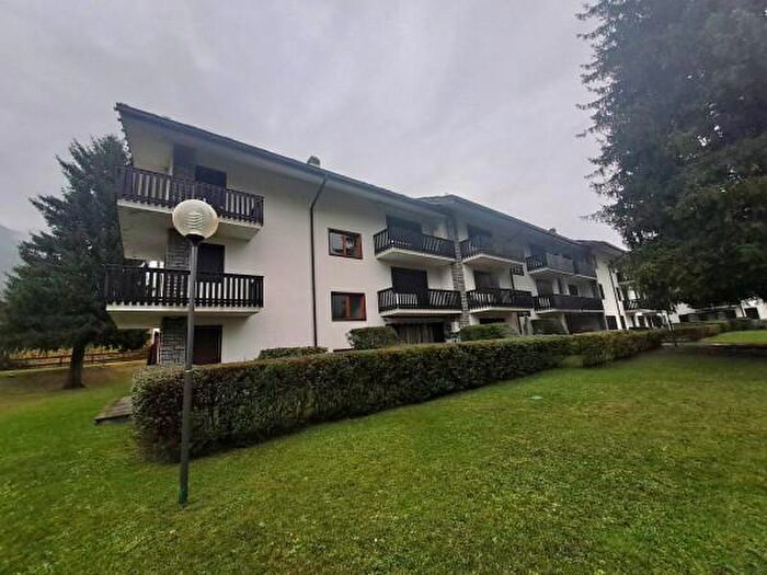 Appartamento trilocale in vendita in Rue Du Mont Blanc, Morgex