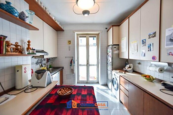 Case in Vendita e in Affitto - 3