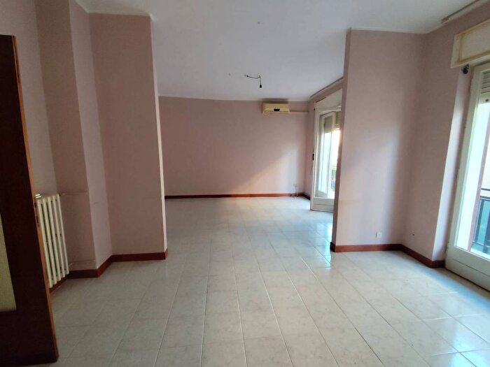 Appartamento quadrilocale in affitto in Piazza Santa Scolastica, Centro, Cassino