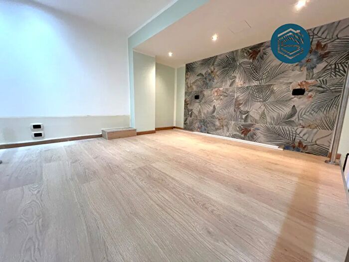 Appartamento monolocale in vendita in Via Roma, Signa