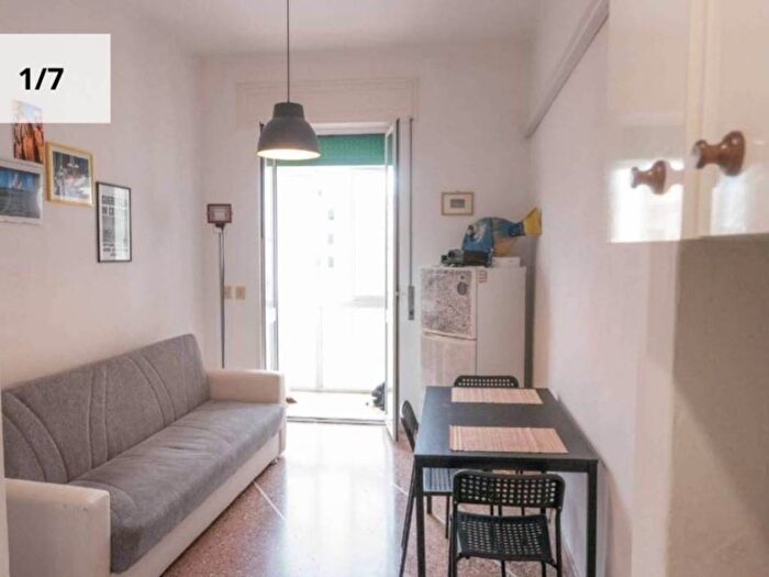 Appartamento bilocale in affitto in Cavour San Carlo, Livorno