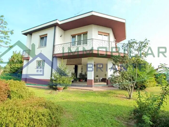 Casa quadrilocale in vendita in Via Salmorina, Somma Lombardo