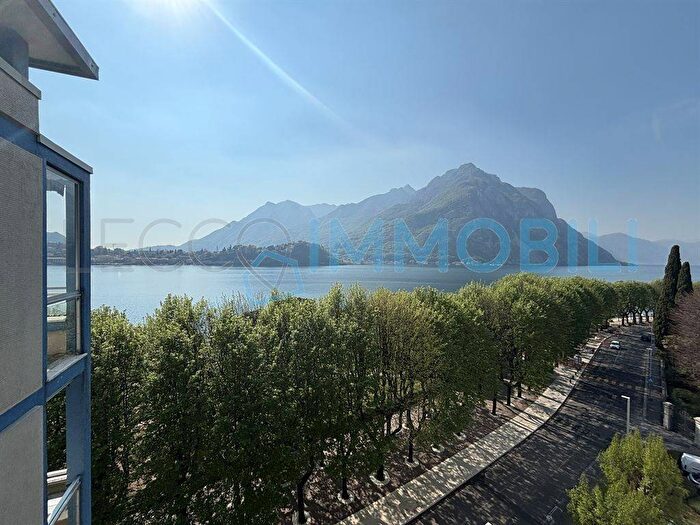 Appartamento quadrilocale in affitto in lungolario cadorna, Lungolago, Lecco