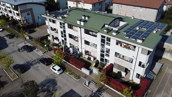 Appartamento trilocale in vendita in Via della Repubblica, Castel Bolognese