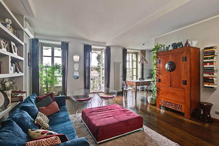 Appartamento quadrilocale in vendita in Via Montebello, Torino