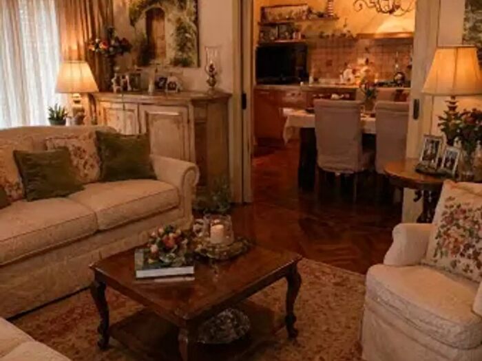 Appartamento con 5 locali in vendita in Via Regina Margherita, Canicatti'