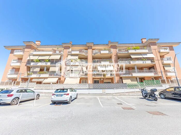 Appartamento bilocale in vendita in Roma