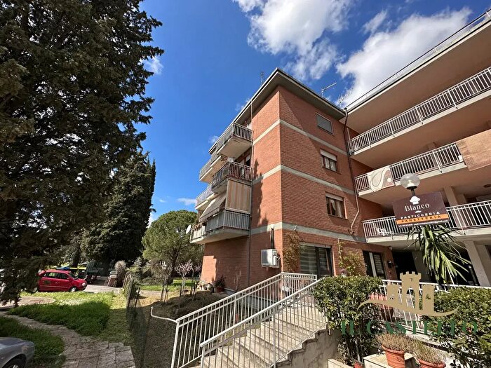 Appartamento trilocale in vendita in Panicale