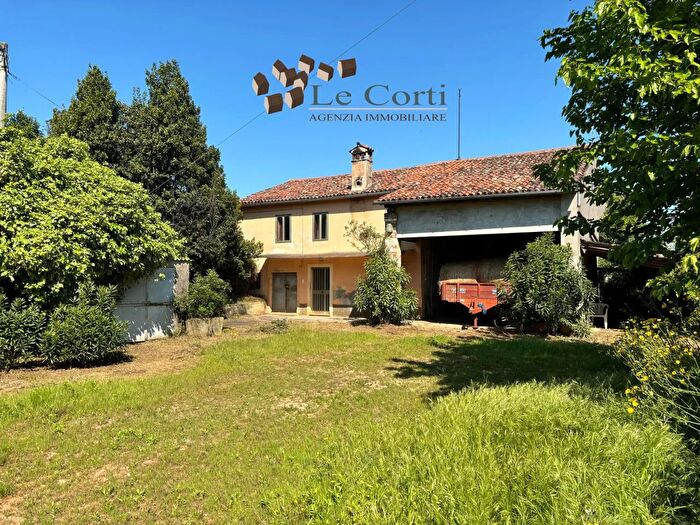 Casa con 5 locali in vendita in Alonte