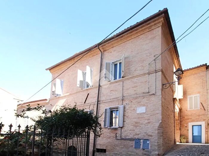 Appartamento trilocale in vendita in Via Bergamasca, Fermo