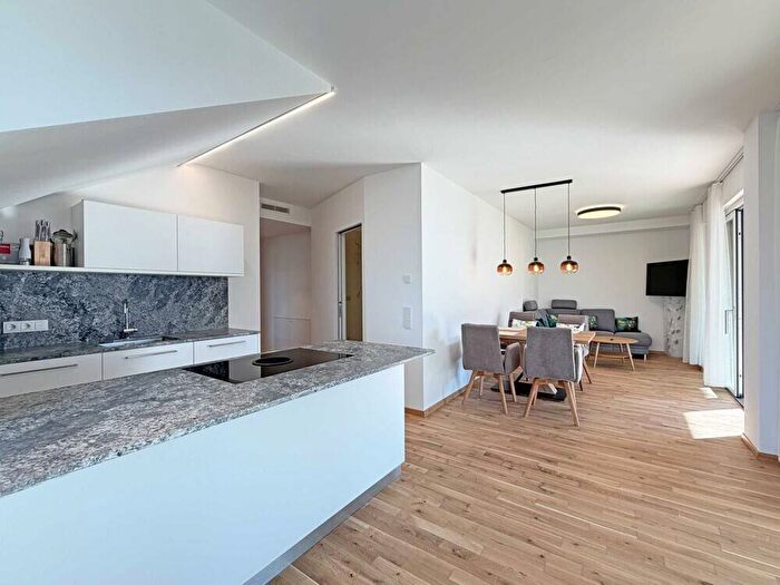 Appartamento trilocale in affitto in Appiano sulla Strada del Vino