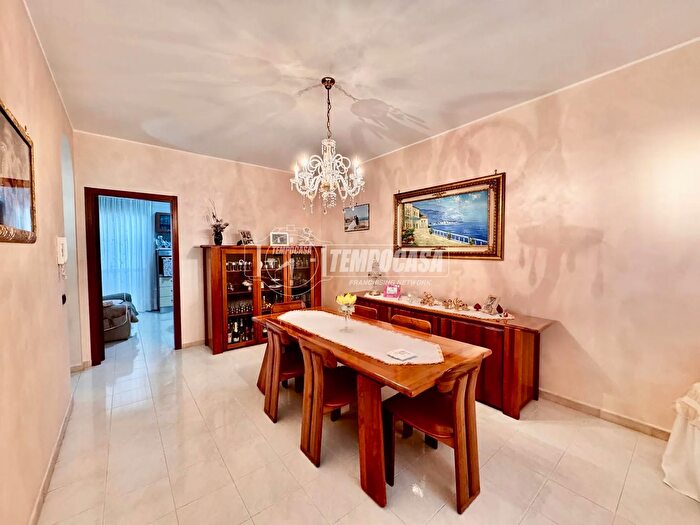 Appartamento trilocale in vendita in Cellamare