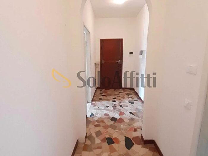 Appartamento trilocale in affitto in Via Luigi Galvani, Brescia