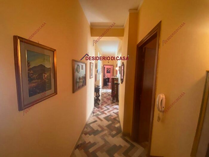 Appartamento quadrilocale in vendita in Piazza della Vittoria Genova Ge Italia, Genova