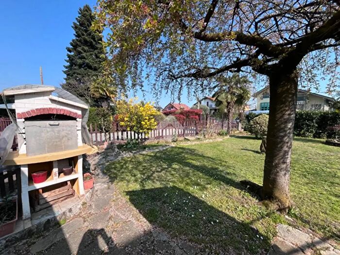 Case in Vendita e in Affitto - 3