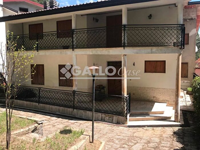 Appartamento trilocale in vendita in Cda Federici Spezzano della Sila, Spezzano Della Sila