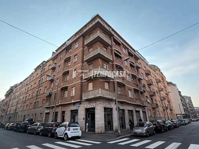 Appartamento bilocale in vendita in Via Mombarcaro, Torino