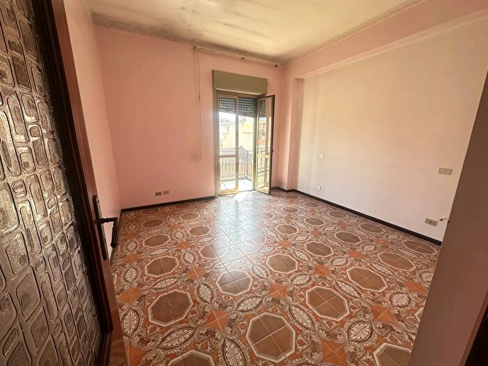 Appartamento trilocale in vendita in Via Umberto Primo, Barcellona Pozzo Di Gotto