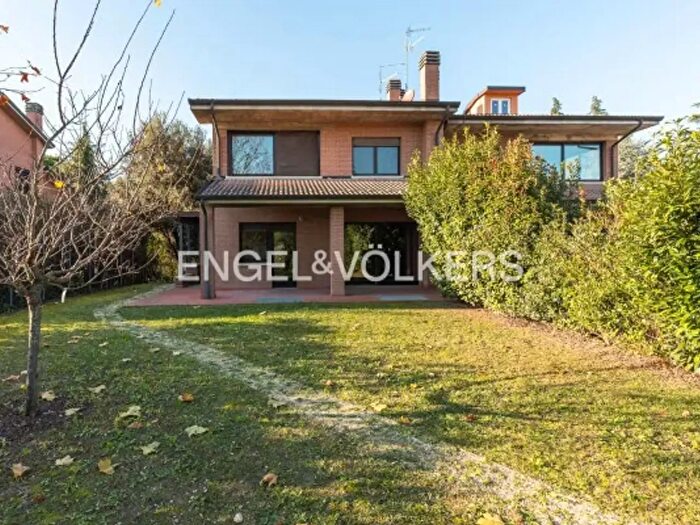 Casa con 6 locali in vendita in Via Guido Reni, Casalecchio Di Reno