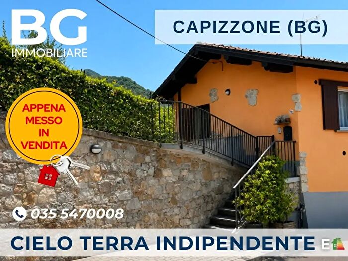 Casa trilocale in vendita in Via Mortesina, Capizzone